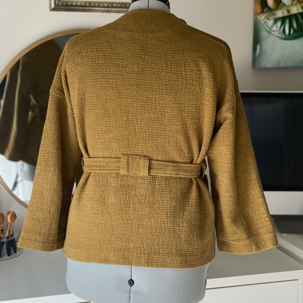 Texture & Thread Wrap Jacket - Picture 3 of 11